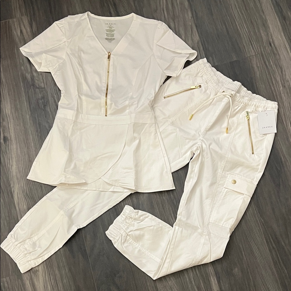Jaanuu White Scrub Set